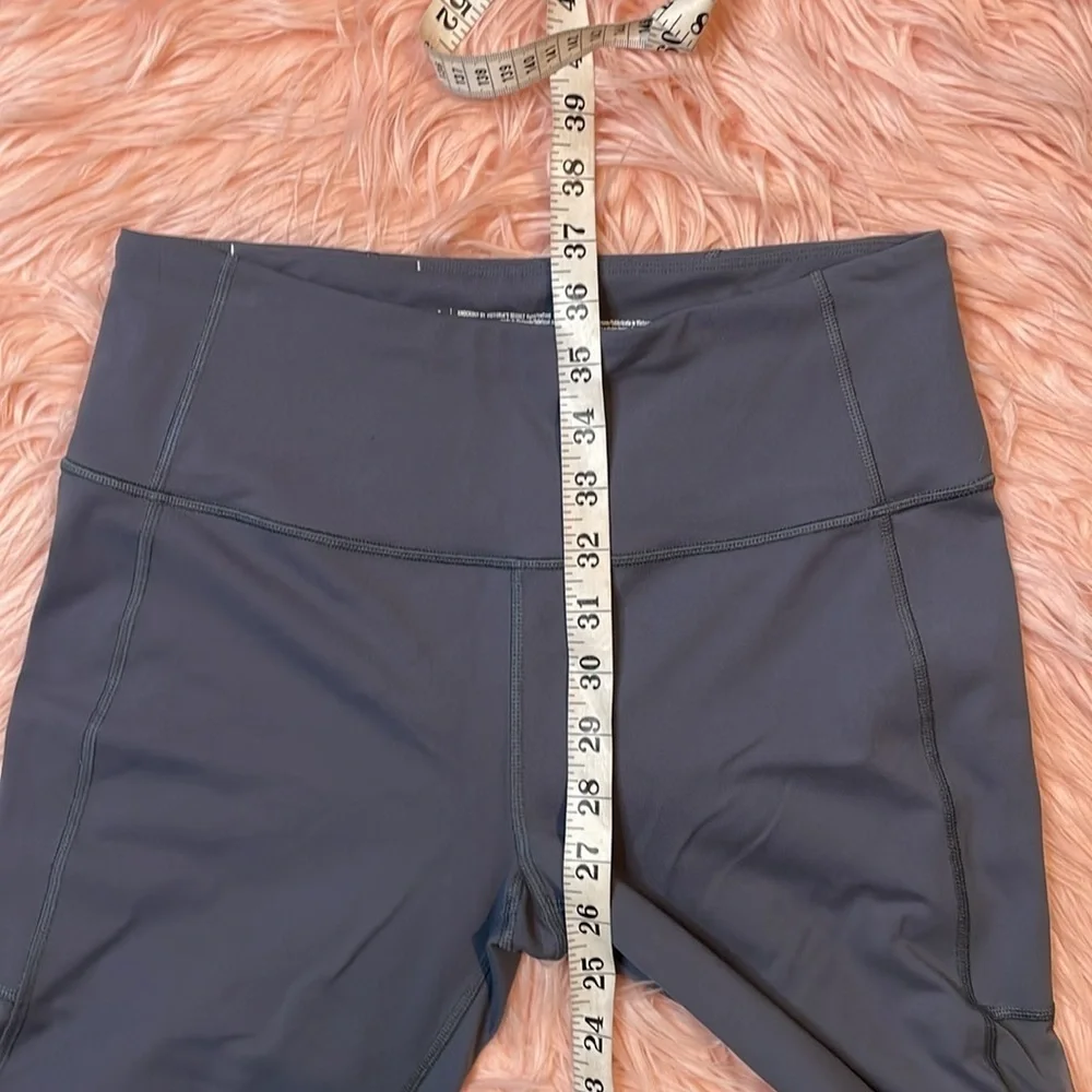 Victoria’s Secret‎ Sport Gray Leggings Size Medium